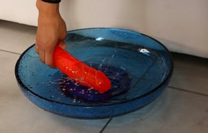 Puffy Network invites you to browse their free photos with Andis in pissing action