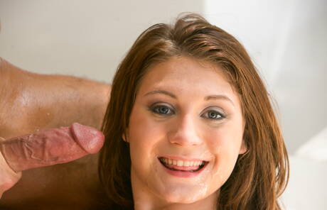 Peter North pleased to share with you a free photo gallery with Jojo Kiss in xxx fuck