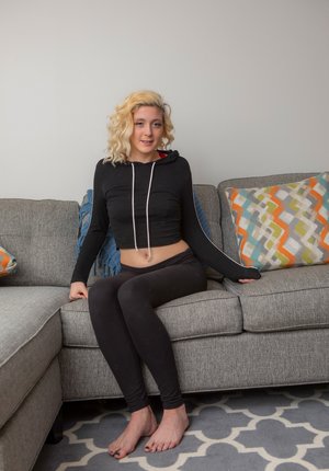 Cosmid are proud to present you with xxx pictures featuring Sydney Moon demonstrating hot body